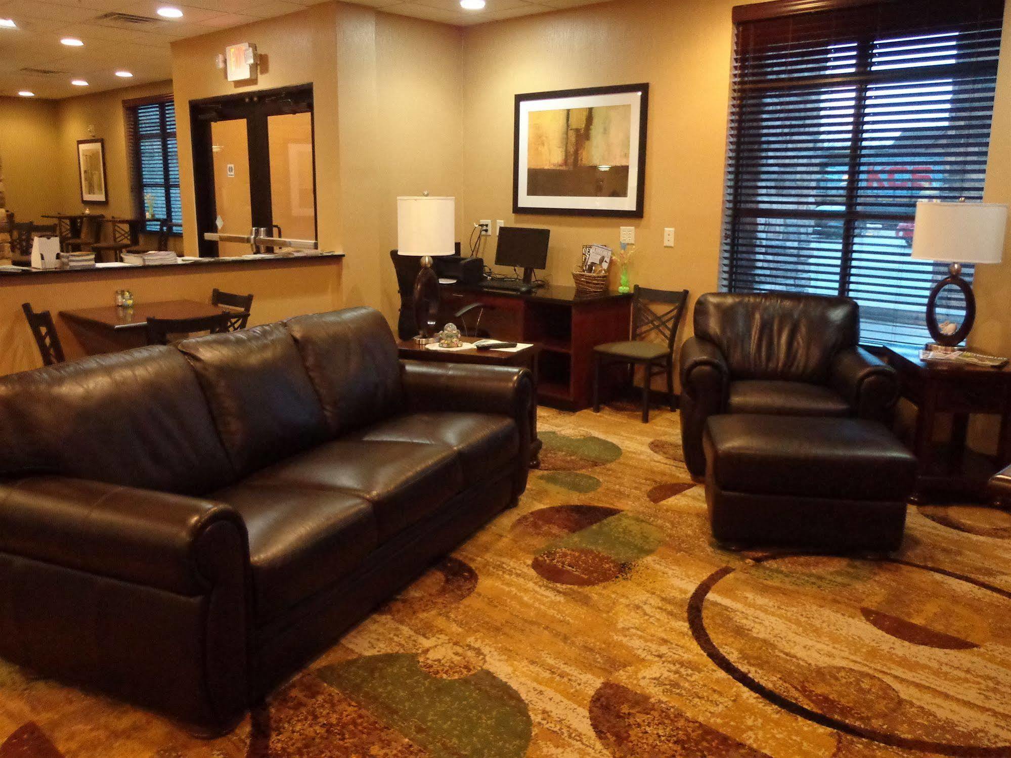 Cobblestone Inn & Suites - Marquette מראה חיצוני תמונה